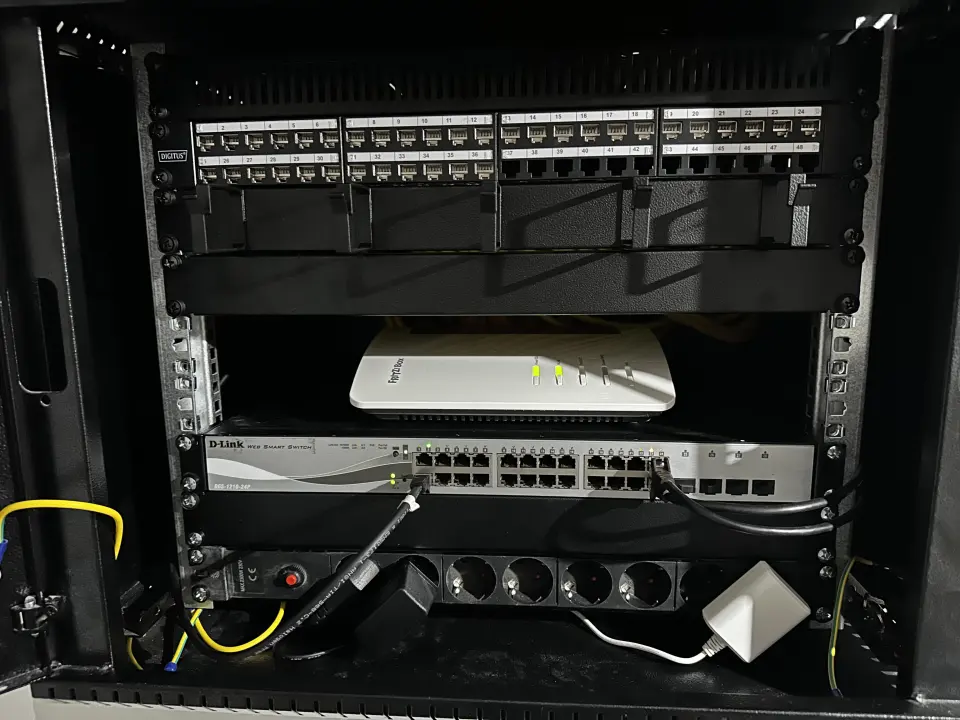 🌐 Netzwerkschrank-Installation in Holzminden