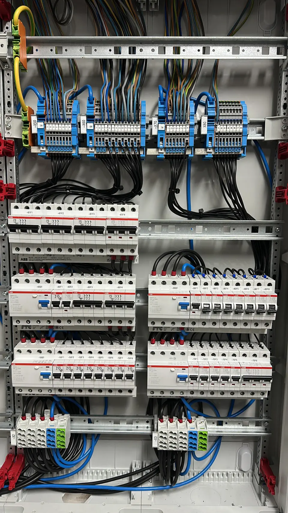 ⚡ Installation von Sicherungen in Stadtoldendorf