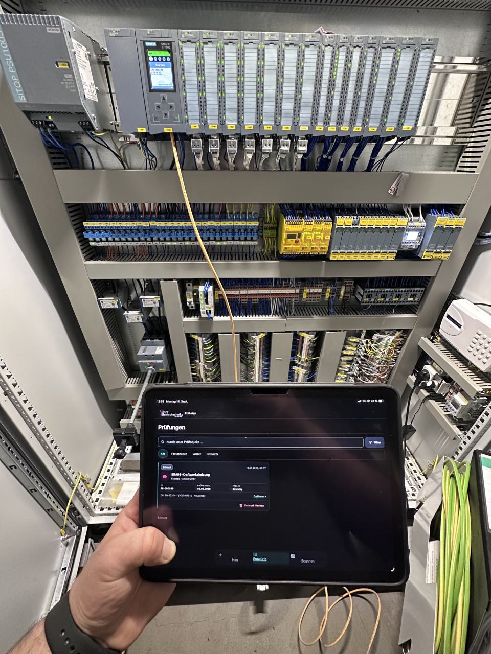 In Hameln haben wir eine neue Maschine nach DIN VDE geprüft und in Bettieb genommen. Beson