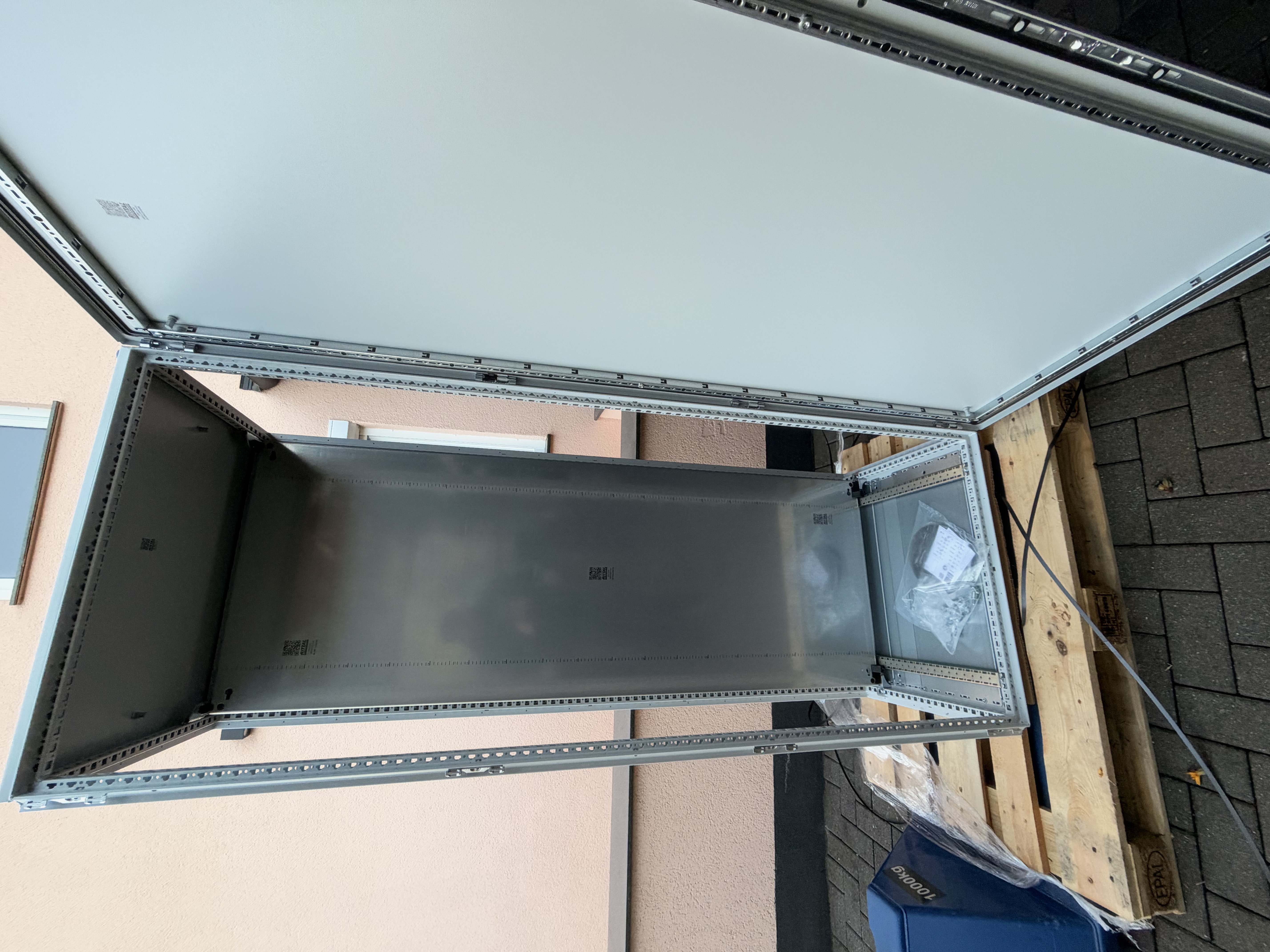 Aktuell bauen wir einen Schaltschrank für einen Kunden aus der Umgebung Stadtoldendorf. Be